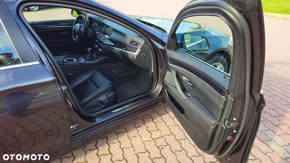 BMW Seria 5 - 12