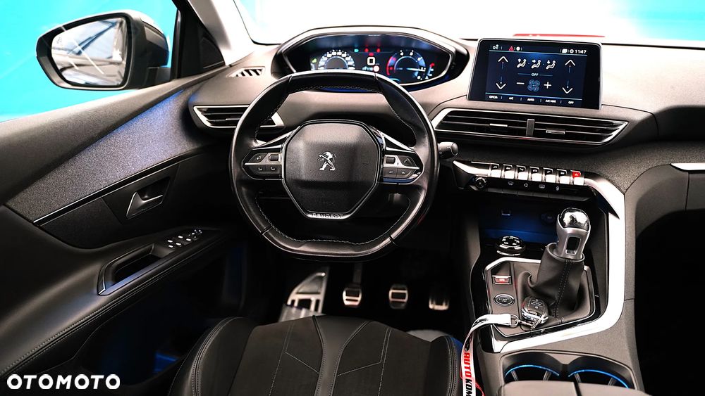 Peugeot 5008 - 30