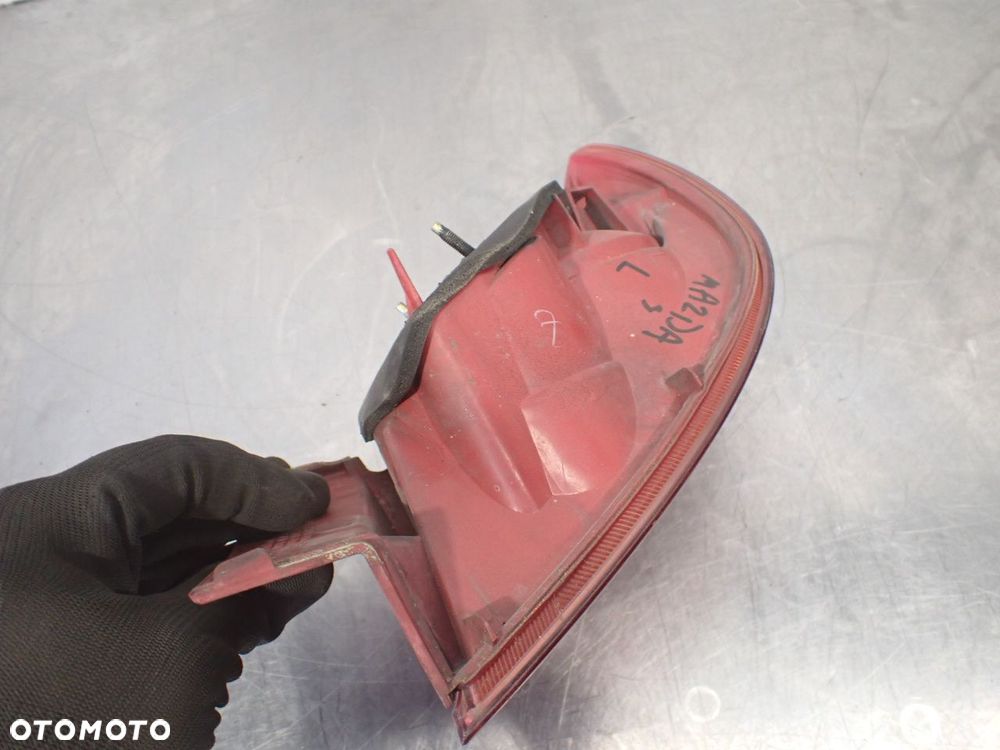 LAMPA LEWA TYLNA MAZDA 3 1.6 - 9