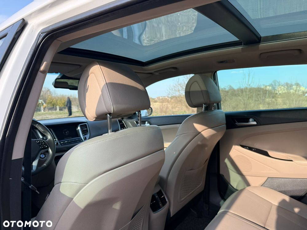 Hyundai Tucson - 11