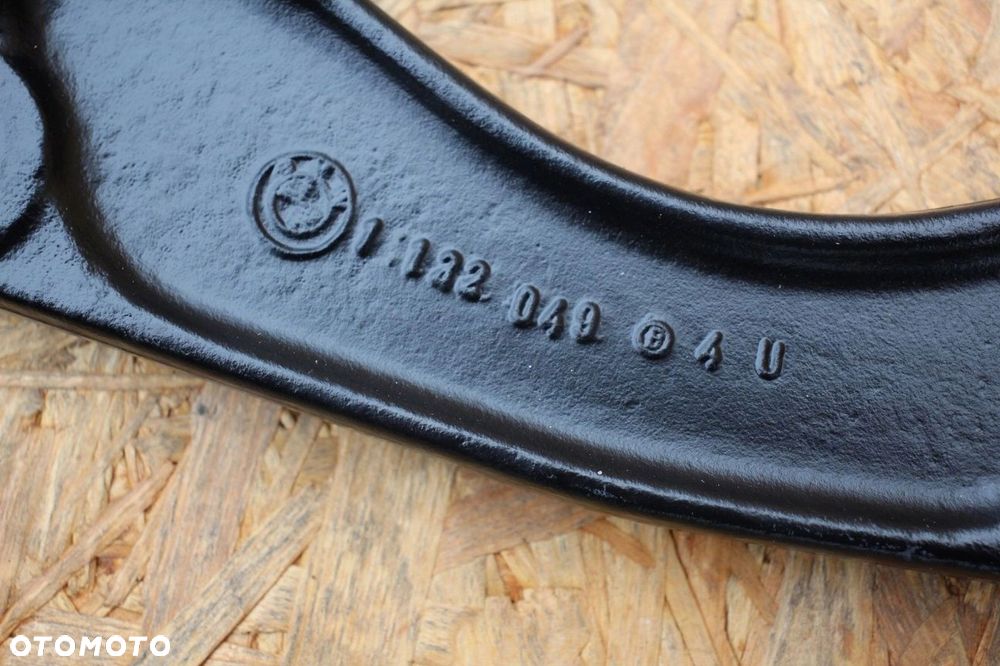 Mocowanie dyfra łapa żeliwna e34 e32 pod typ 188 1132049 - 2