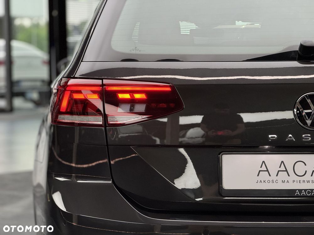Volkswagen Passat Variant - 39