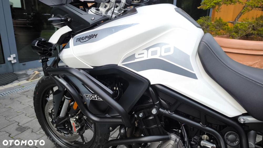 Triumph Tiger - 28