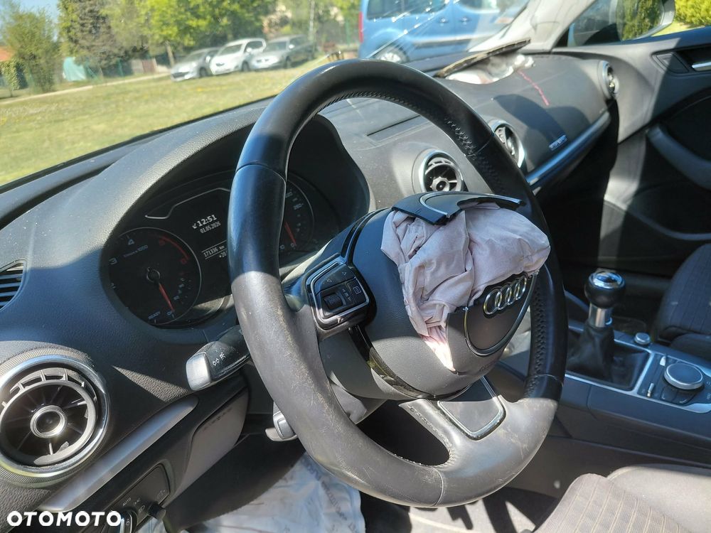 Audi A3 Sportback 2.0 TDI quattro Ambiente - 6