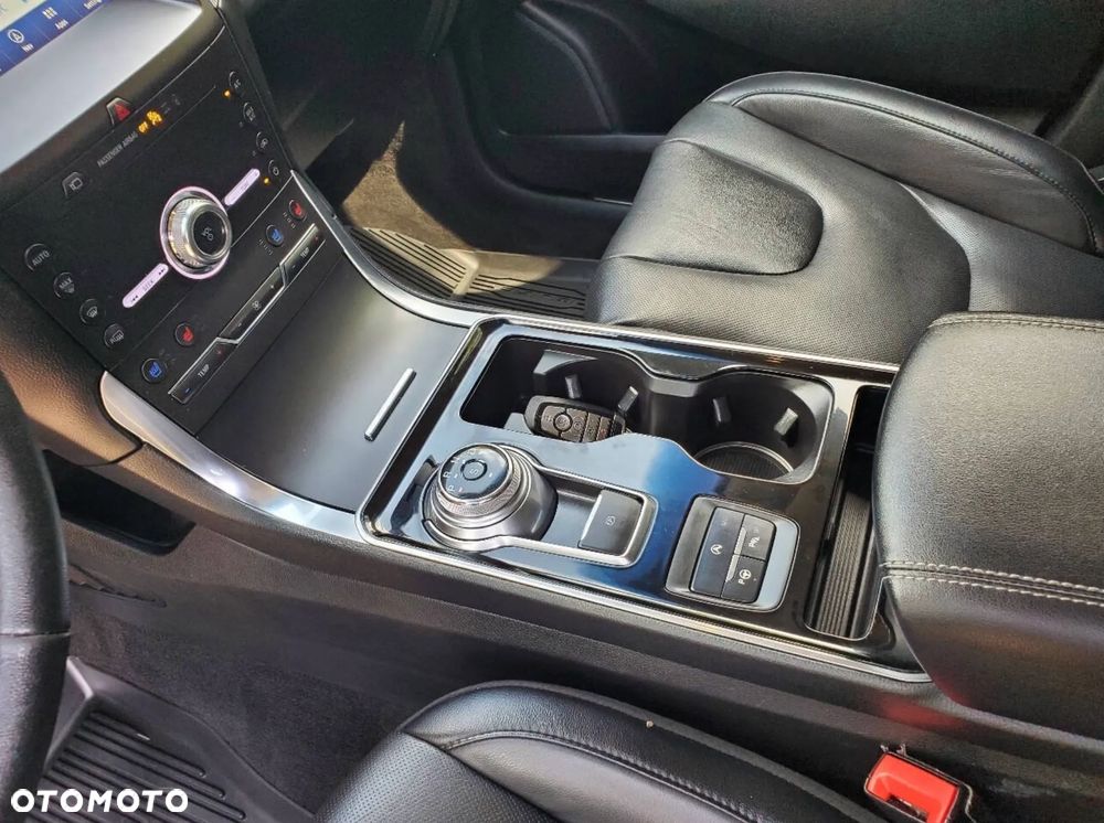 Ford Edge - 15
