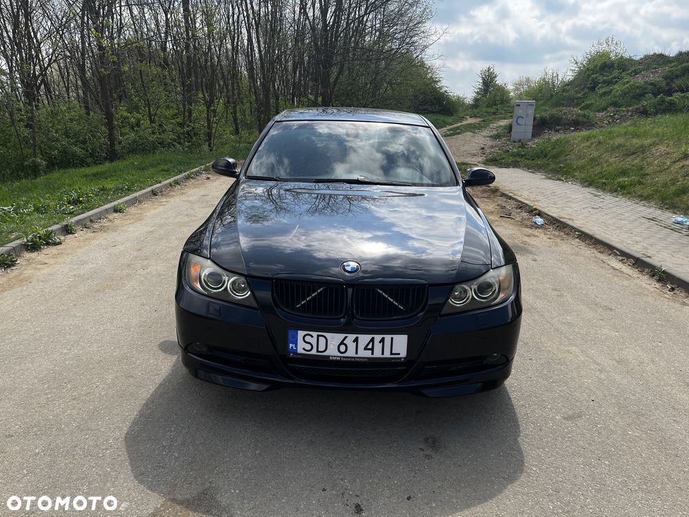 BMW Seria 3 325i - 3
