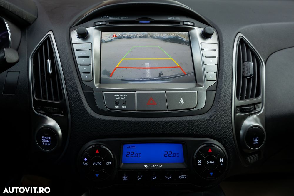 Hyundai ix35 2.0 CRDI 4WD Automatik Premium - 12