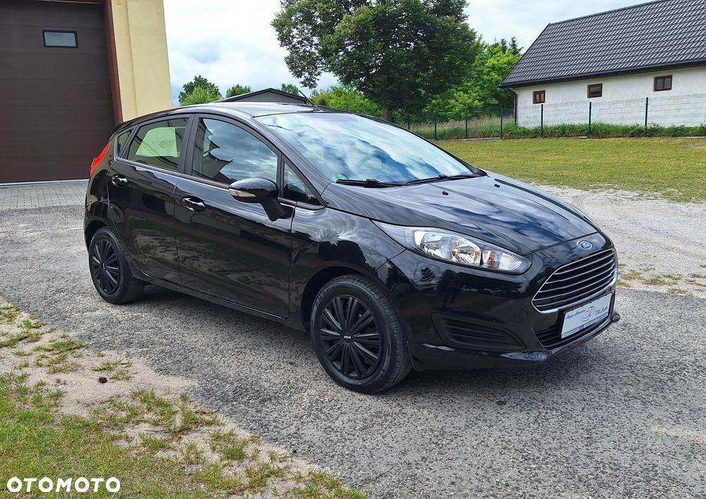 Ford Fiesta 1.0 Champions Edition - 12