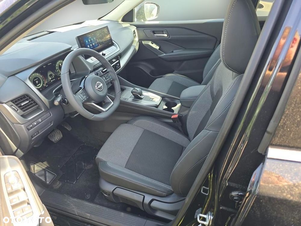 Nissan Qashqai 1.3 DIG-T mHEV N-Connecta Xtronic - 9