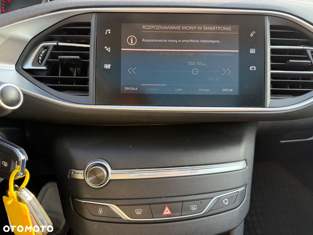 Peugeot 308 SW 1.2 PureTech GPF Allure S&S EAT8 - 22