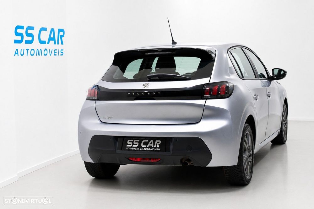Peugeot 208 1.2 PureTech Allure EAT8 - 6