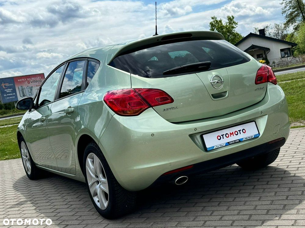 Opel Astra 1.4 T Enjoy - 6