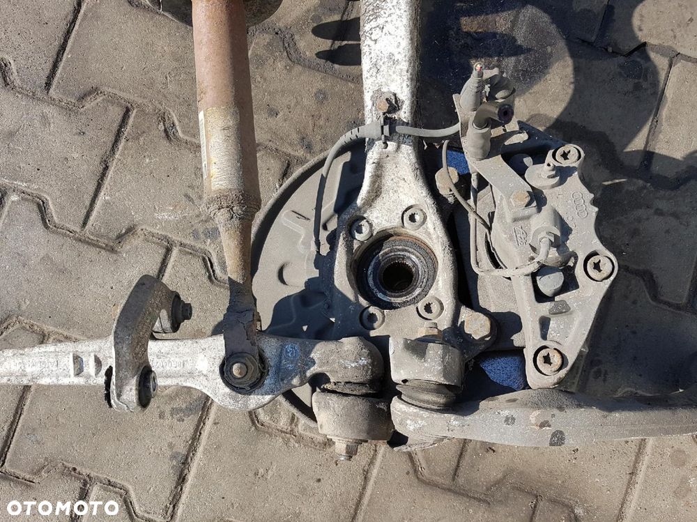 AUDI A4 B7 2.0 TFSI AMORTYZATOR ZWROTNICA PRAWA - 4