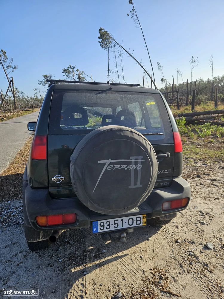 Nissan Terrano II 2.7 TDi SE AC+TA - 3