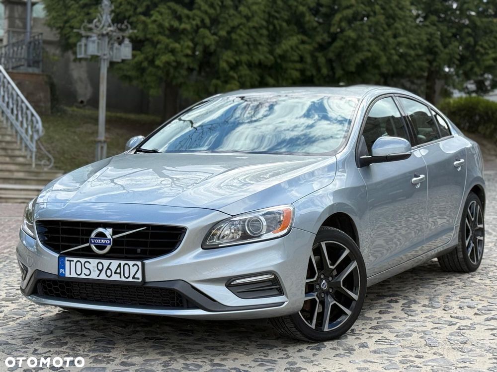 Volvo S60 - 1