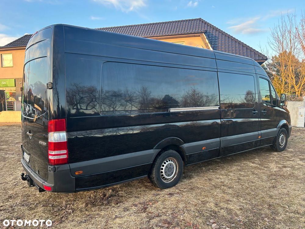 Mercedes-Benz Sprinter - 10