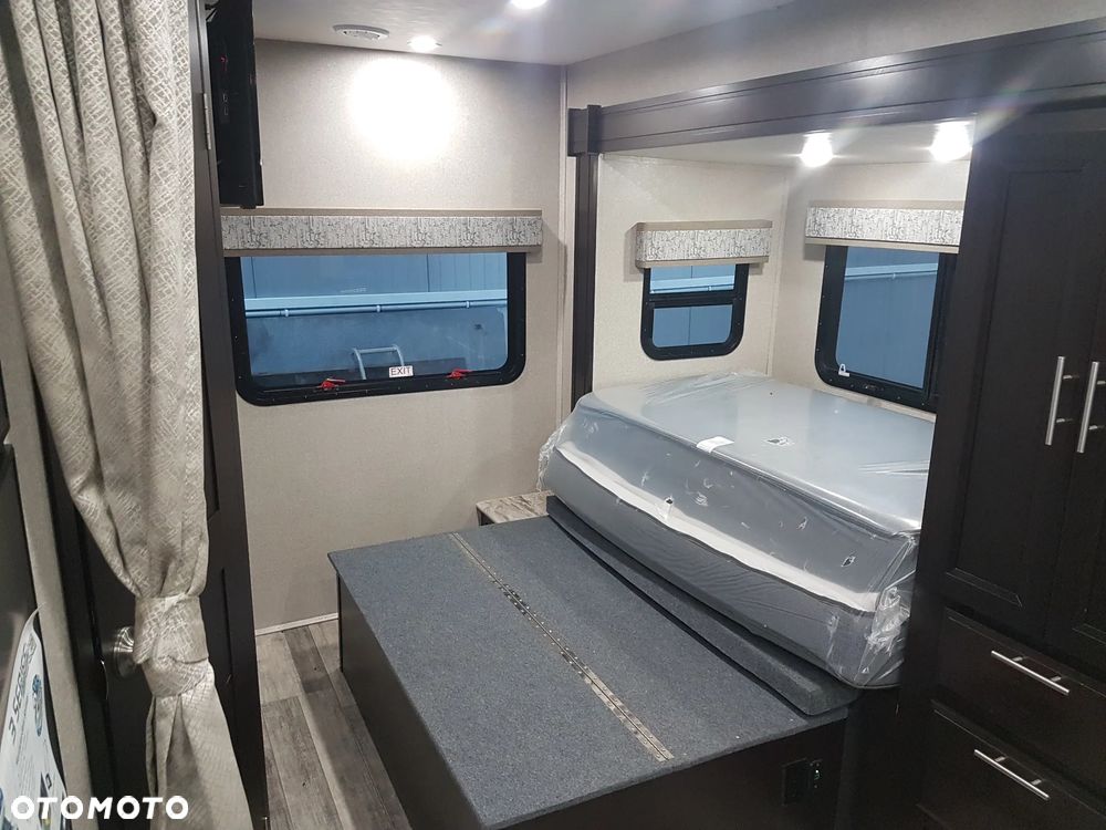 Mercedes-Benz Sprinter - 17