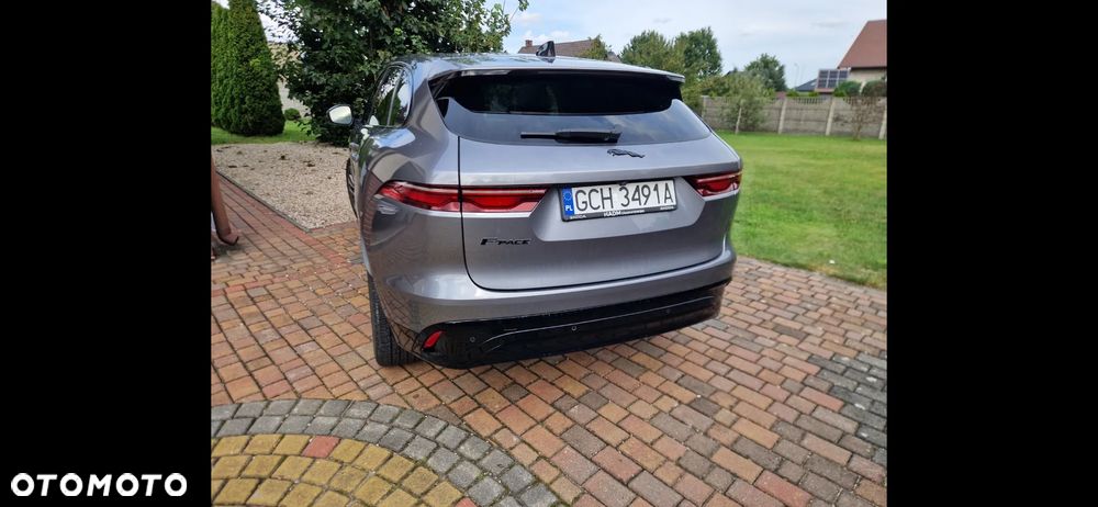 Jaguar F-Pace - 7