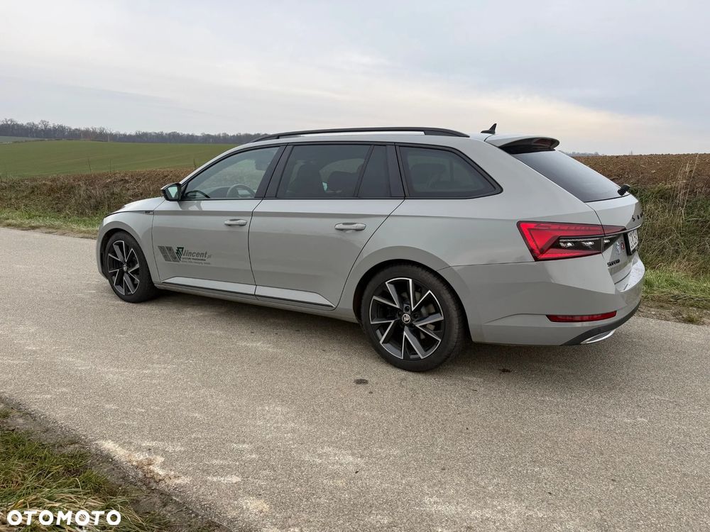 Skoda Superb 2.0 TSI Sportline DSG - 3