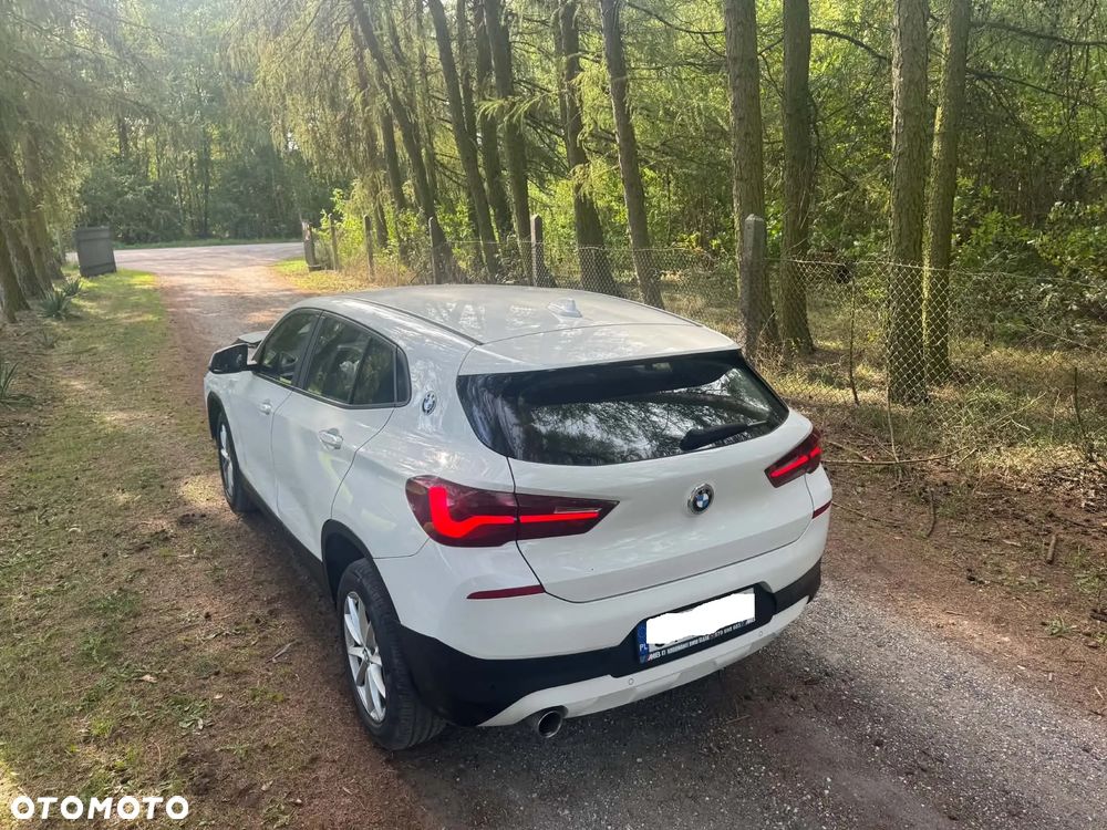 BMW X2 sDrive18i - 11