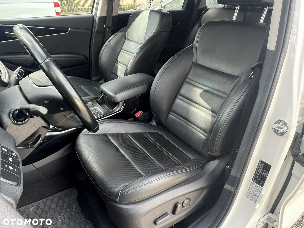 Kia Sorento 2.0 CRDI L - 12