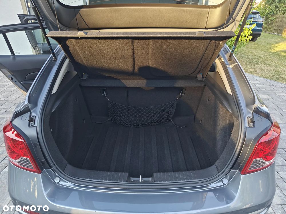 Chevrolet Cruze 1.7 D LT+ - 8