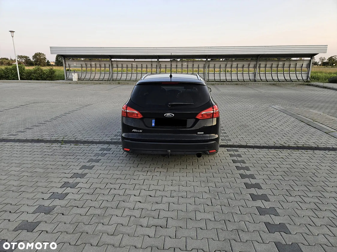 Ford Focus 1.5 EcoBoost Start-Stopp-System TITANIUM - 3