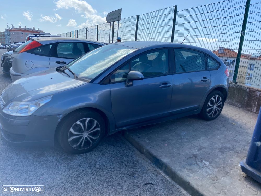 Citroën C4 1.6 16V Style - 1