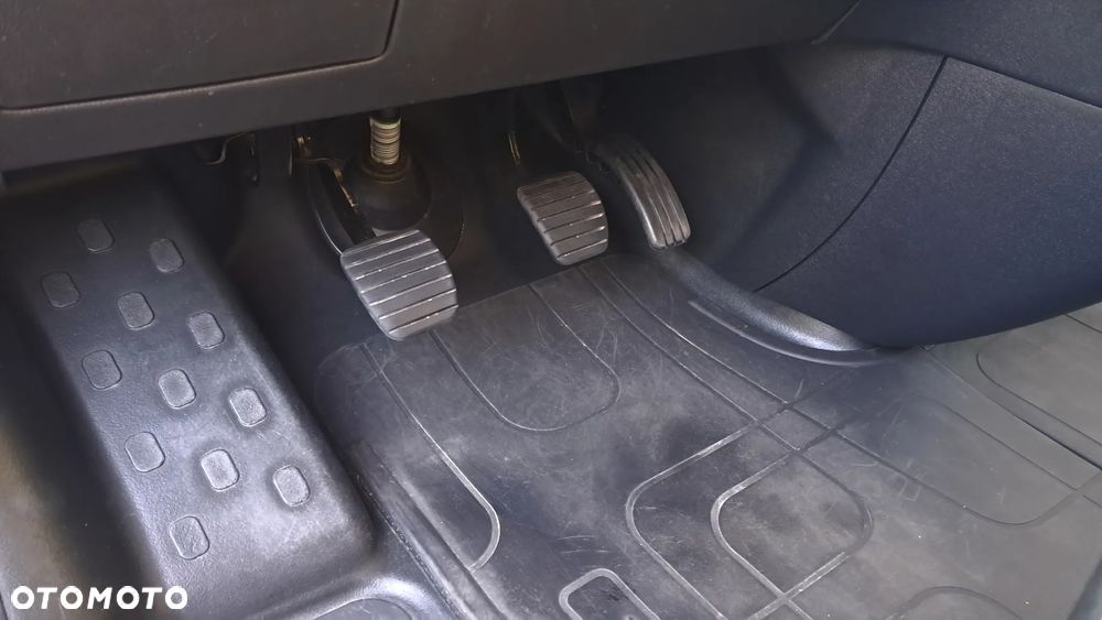 Renault Trafic 1.6 dCi - 10