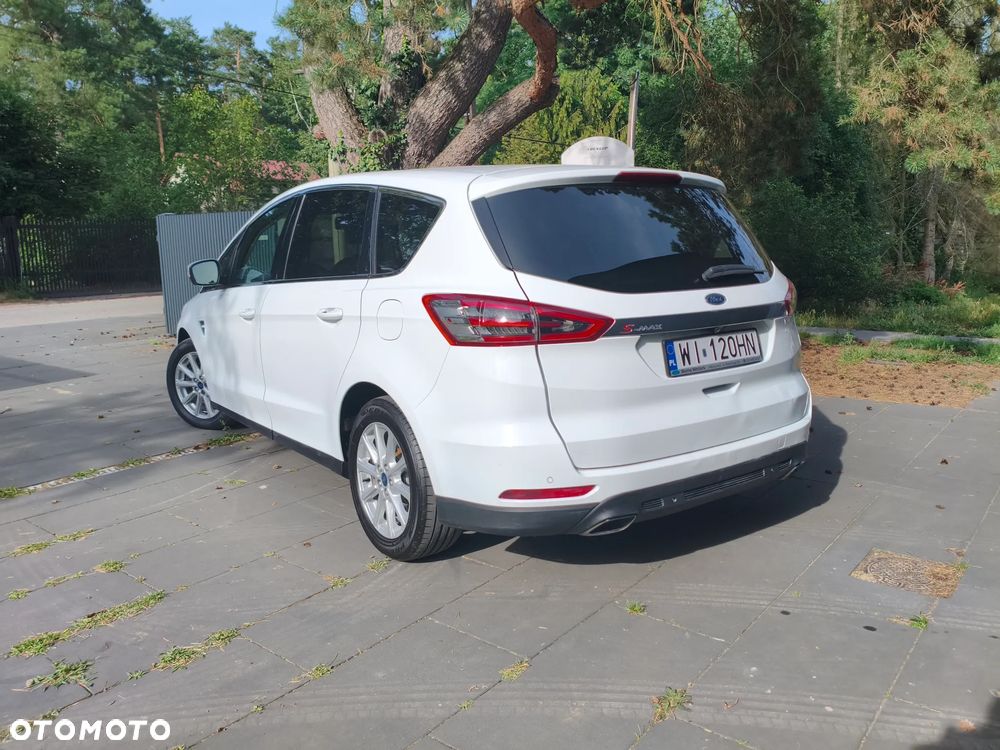 Ford S-Max - 8