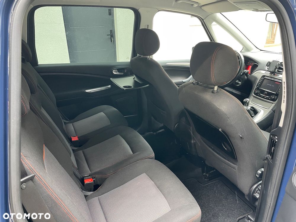 Ford Galaxy 2.0 TDCi DPF Business Edition - 15