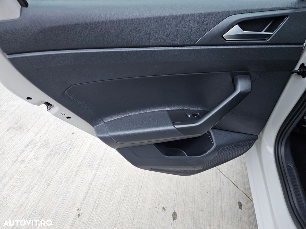 Volkswagen Polo 1.0 TSI Life - 23