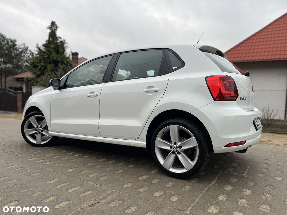 Volkswagen Polo 1.2 TSI Life - 33
