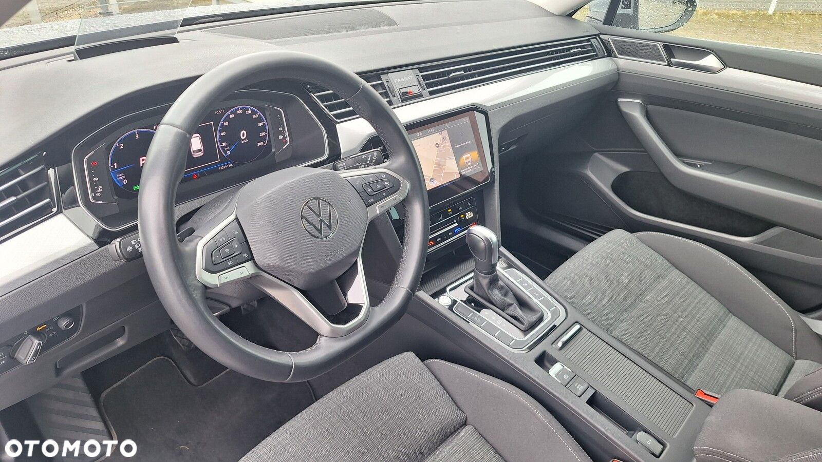 Volkswagen Passat 2.0 TDI Business DSG - 14