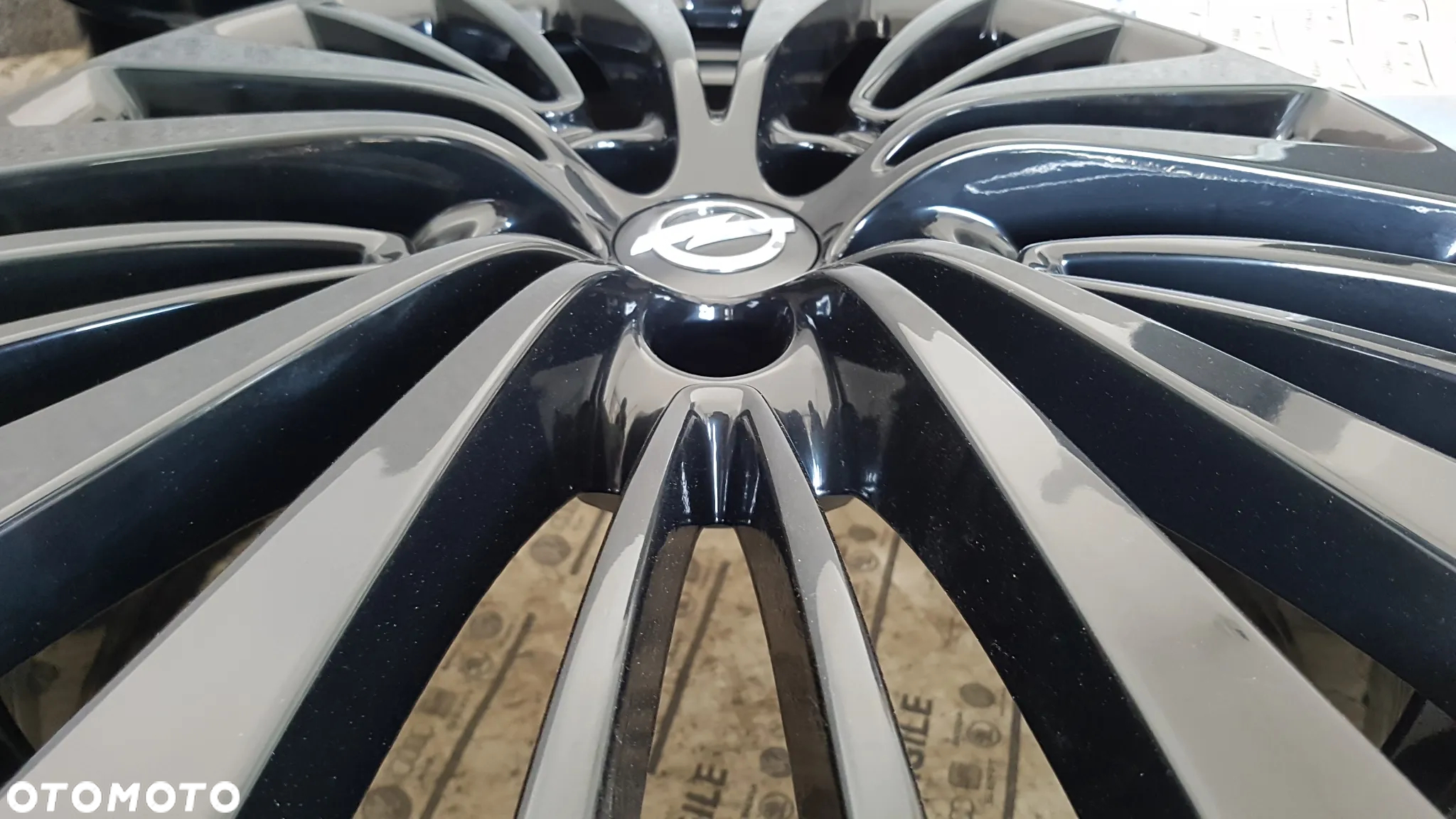 FELGI ALU ORYGINAŁ  OPEL GRANDLAND X  7,5jx18  IS49 5x108 CZUJNIKI - 8