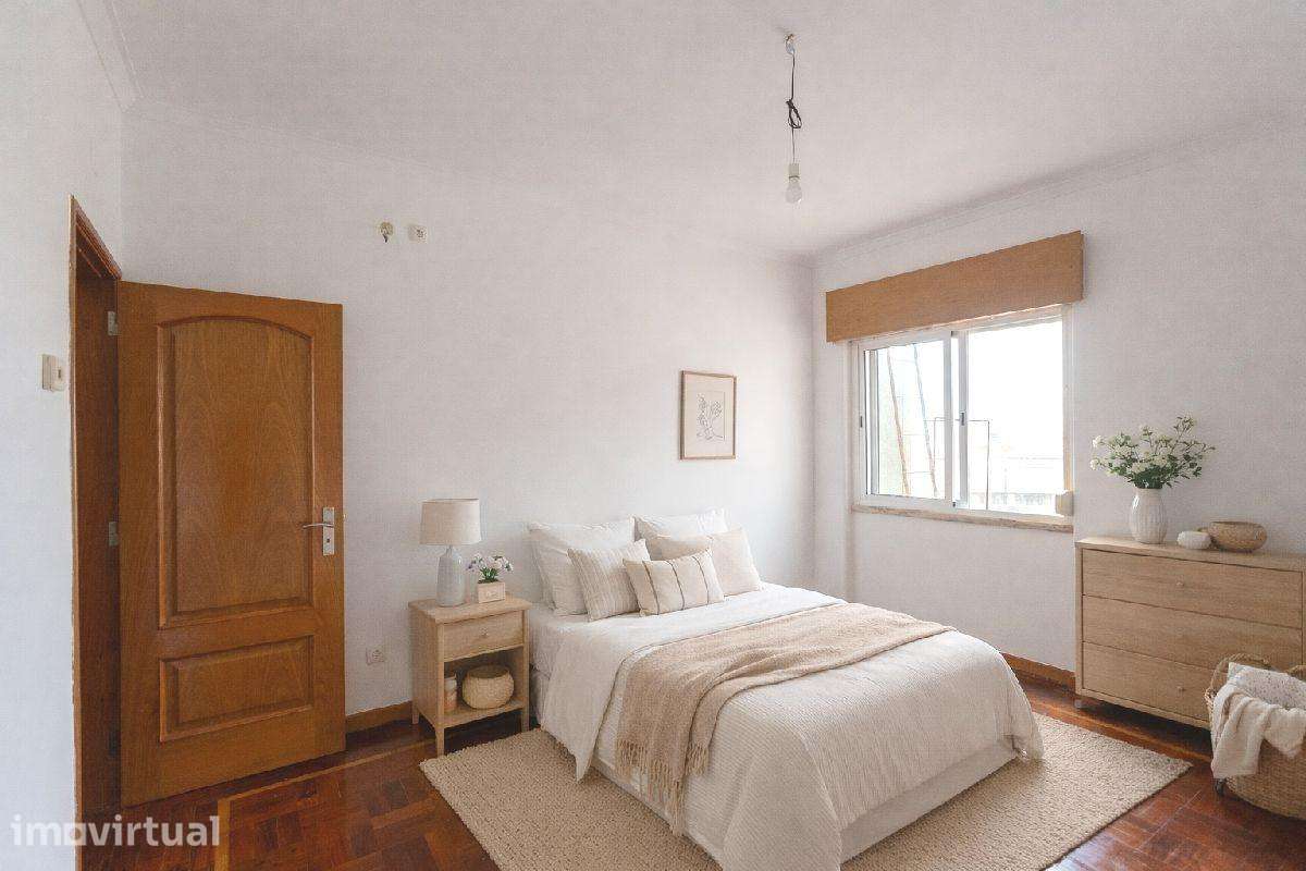 T2 Duplex com 101 m2 e 2 WC – Um apto. diferente na Amadora - Grande imagem: 4/33