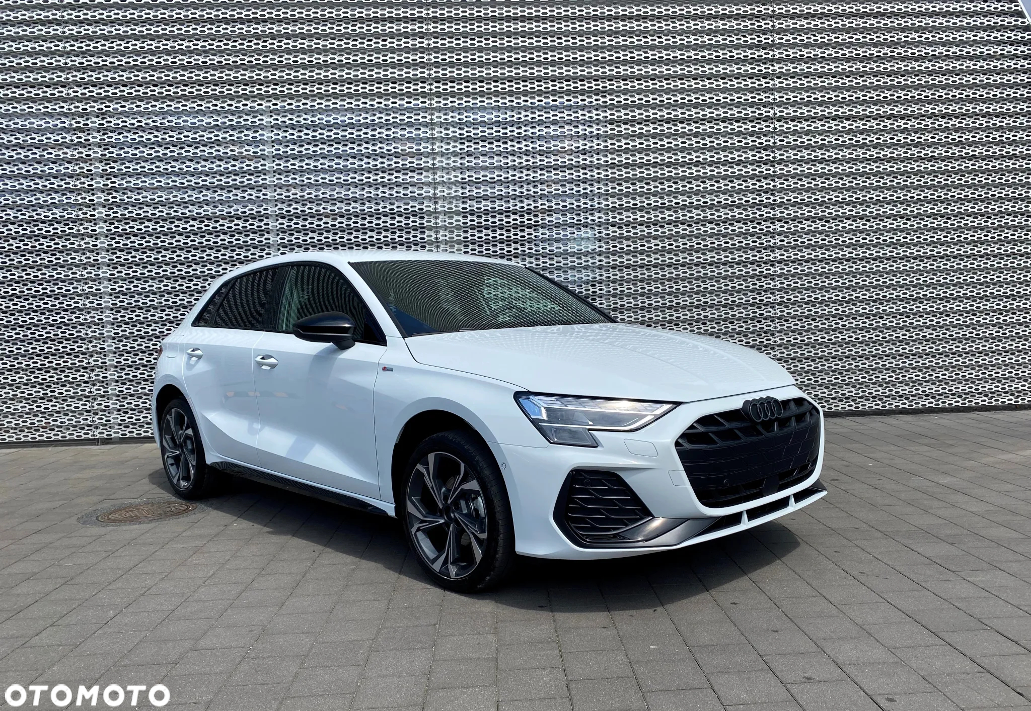 Audi A3 35 TFSI Sportback S tronic S line - 3