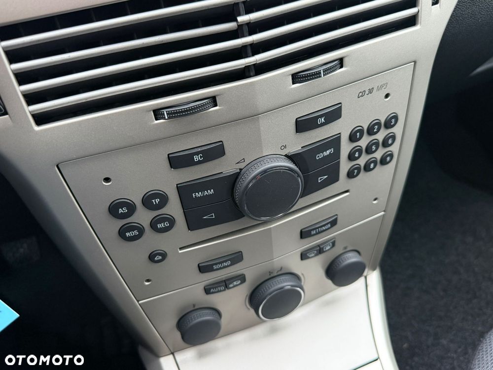 Opel Astra 1.4 Comfort / Cool - 31