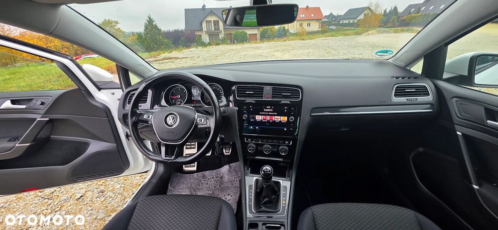 Volkswagen Golf 2.0 TDI SCR United - 28