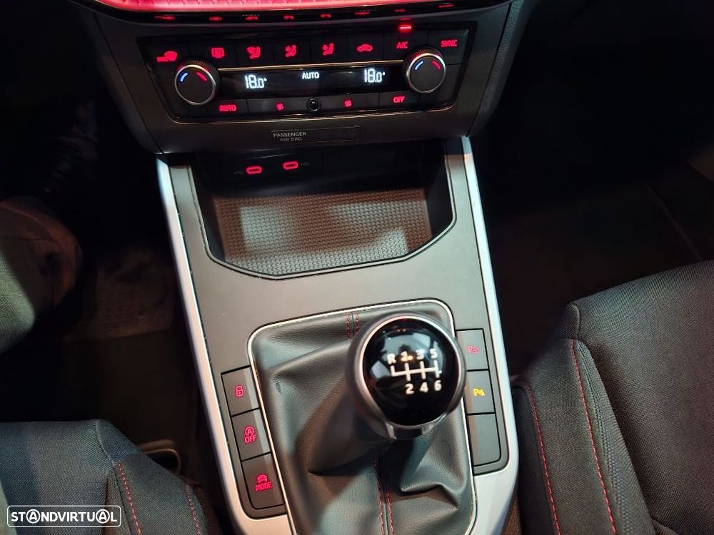 SEAT Arona 1.0 TSI FR - 22