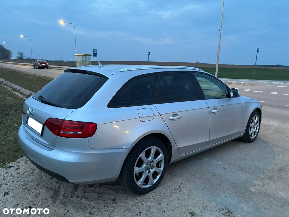 Audi A4 Avant 2.0 TDI Limited Edition Multitr - 4