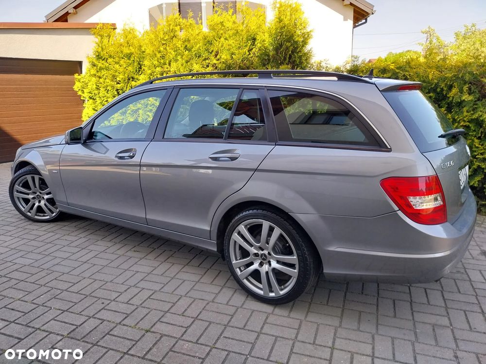 Mercedes-Benz Klasa C 180 BlueEFFICIENCY - 25