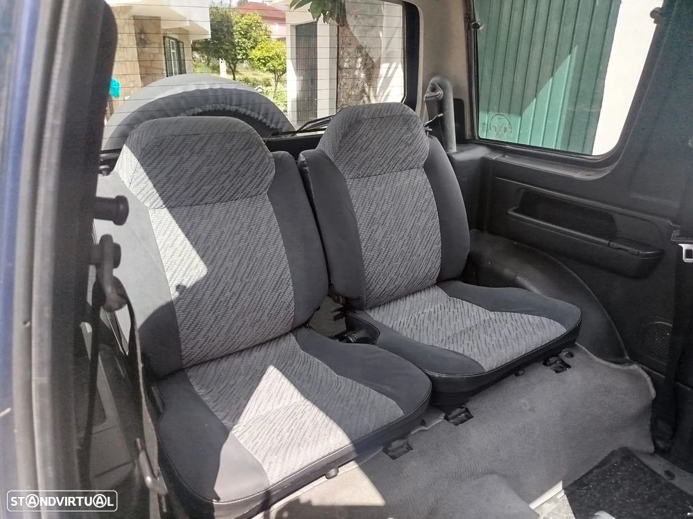 Suzuki Vitara 1.9 TD JLX - 17