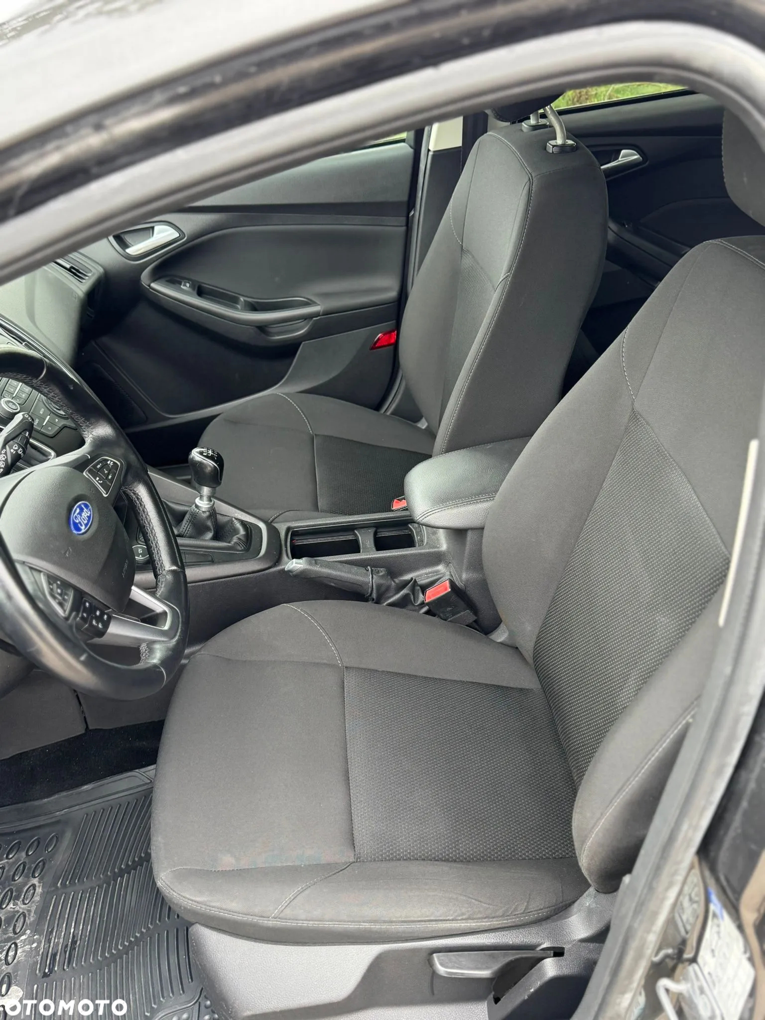 Ford Focus 1.0 EcoBoost Connected - 12