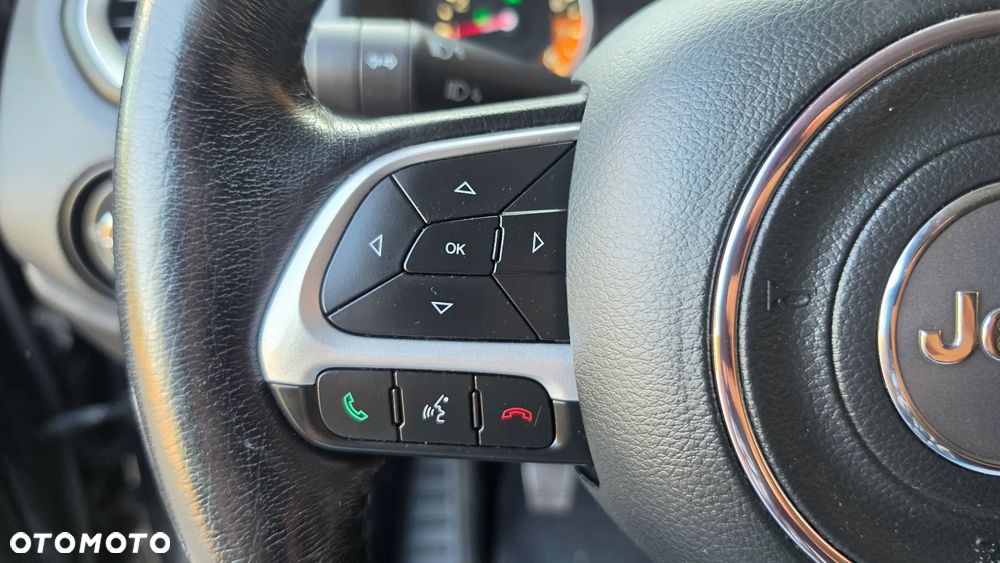 Jeep Renegade 1.4 MultiAir Limited - 16