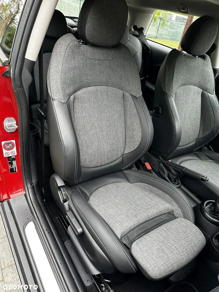 MINI Cooper Classic Trim - 20
