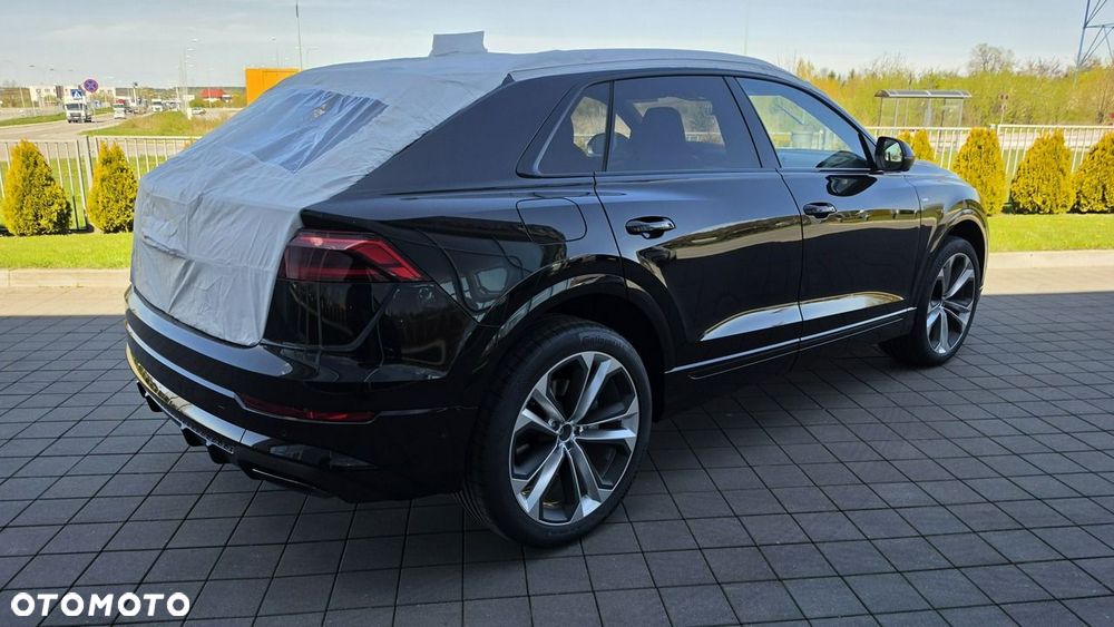 Audi Q8 - 5