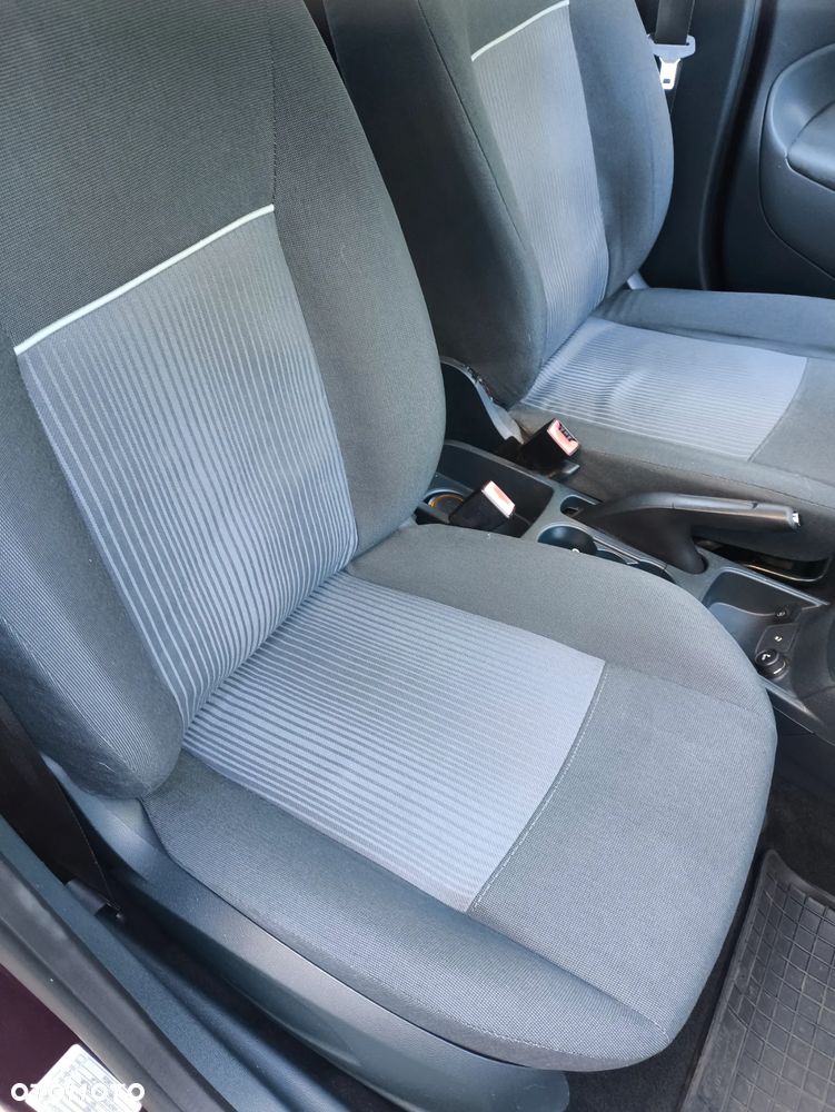 Ford Fiesta 1.25 SYNC Edition - 24