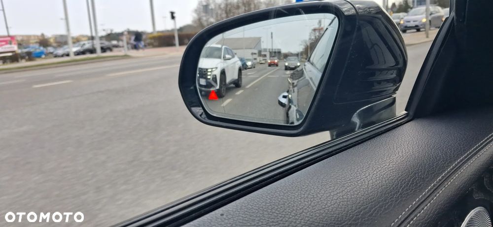 Mercedes-Benz Klasa E 220 d 4Matic 9G-TRONIC AMG Line - 26