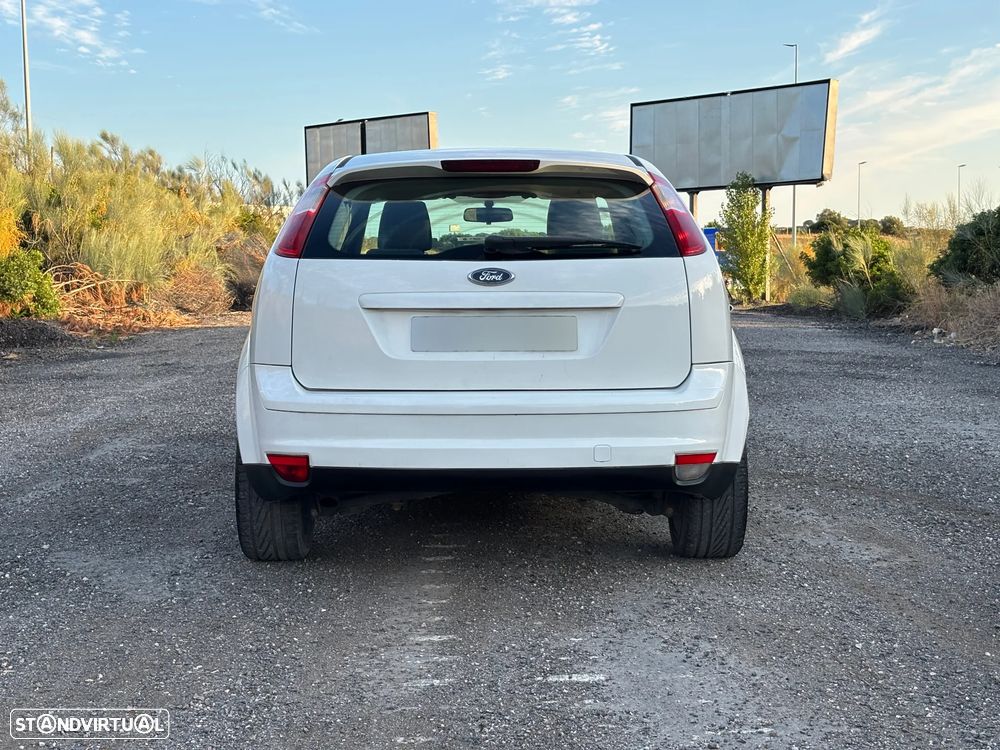 Ford Focus 1.6 TDCi Ghia - 28